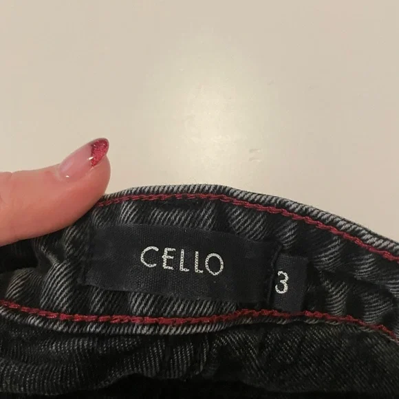 Jeans - Picture 3 of 3